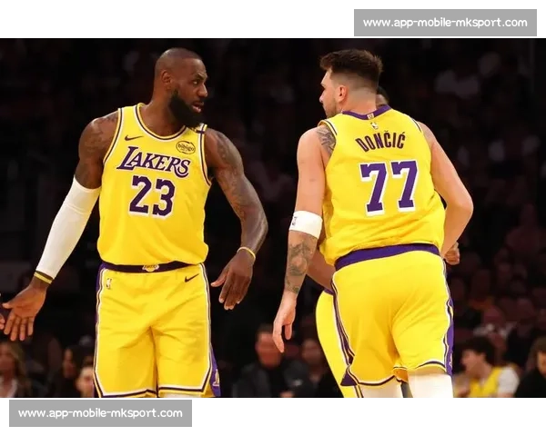 均薪 2000 万成续约关键！芬尼・史密斯铁心留守湖人