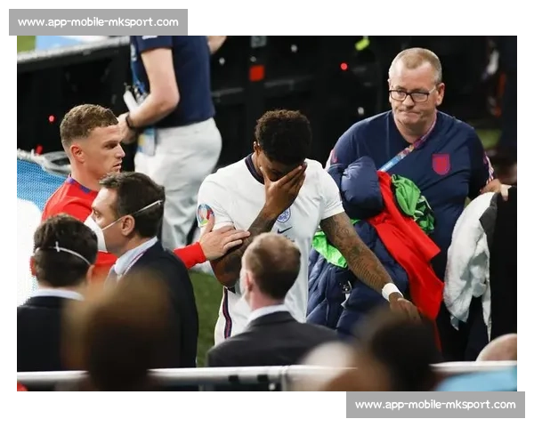 苏黎世天价住宿！英格兰女足球员自掏腰包支持家人助威