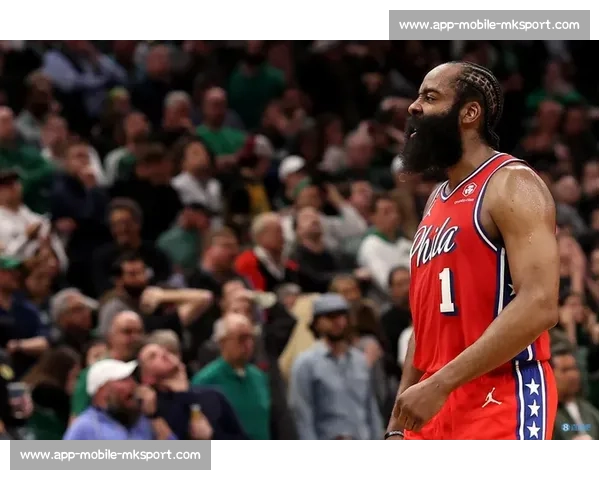 詹皇续约湖人创纪录!哈登降薪留守快船,双星命运终尘埃落定 詹皇续约湖人创纪录!哈登降薪留守快船,双星命运终尘埃落定