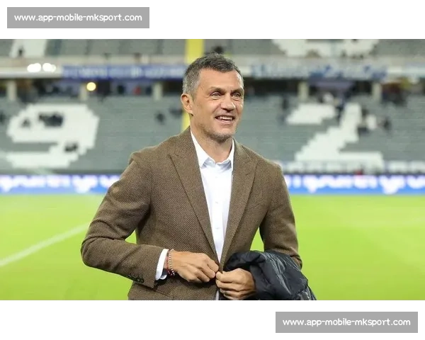 马尔蒂尼家族传奇影像曝光:红黑血脉铸就防守艺术巅峰 马尔蒂尼家族传奇影像曝光:红黑血脉铸就防守艺术巅峰