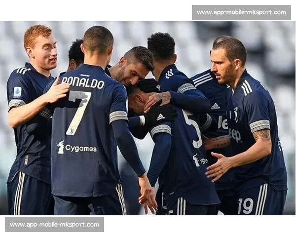 欧冠 5-0 横扫国米夺冠！罗西：巴黎世俱杯无悬念