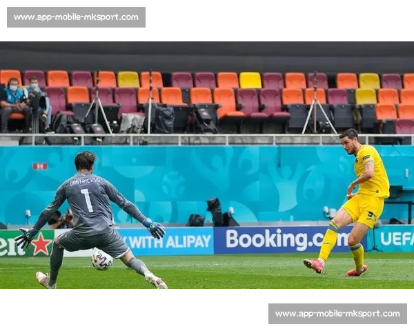 费内巴切询价安古伊萨，那不勒斯坚守 3000 万欧标价